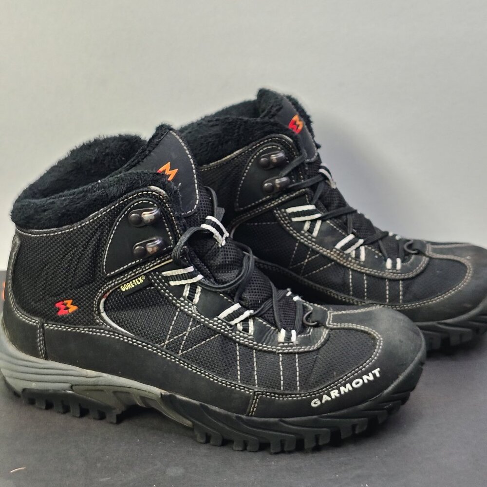 Garmont Momentum Snow GTX Womens Winter Hiking Boots Black GoreTex Insulated 8.5